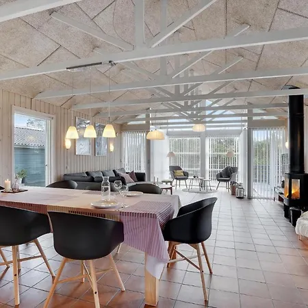 Stunning In With House A Panoramic View *
