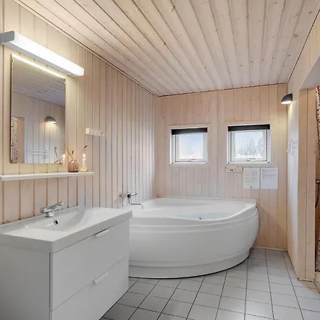 Stunning In With House A Panoramic View Дом отдыха